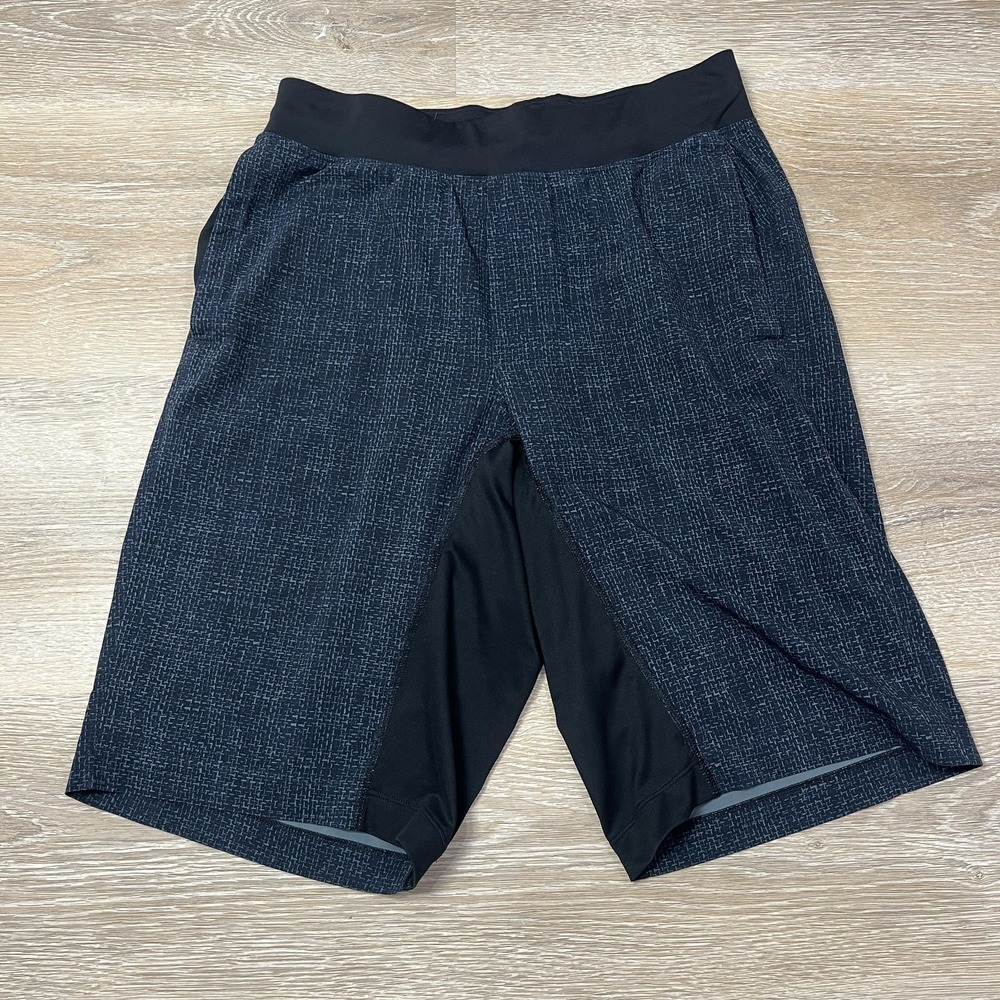 Lululemon Athletica Shorts Mens Small Black Gray Lined Zip Pocket Athletic Run